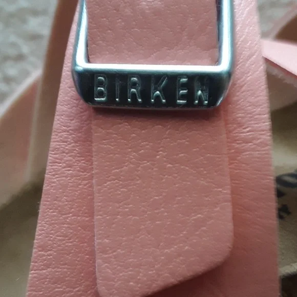 New BIRKENSTOCKS Sandals - Picture 7 of 8